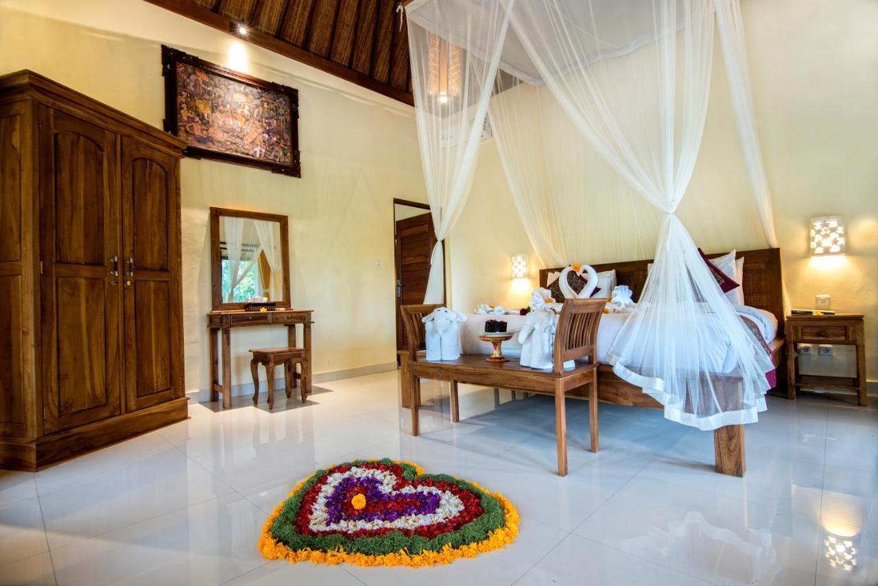 Intan & * Ubud (Bali)